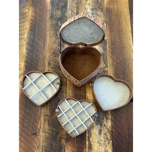 Brighton Brown Suede Heart Shaped Jewelry Box With Swirl Pattern & Metal Accent - Picture 3 of 11